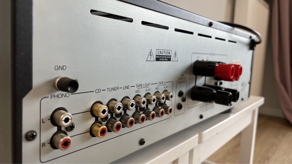 Wzmacniacz ONKYO A-8051 Integradet Stereo Amplifier R1
