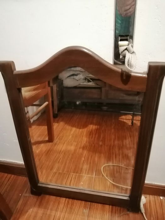 Espelho Estilo Vintage em Madeira