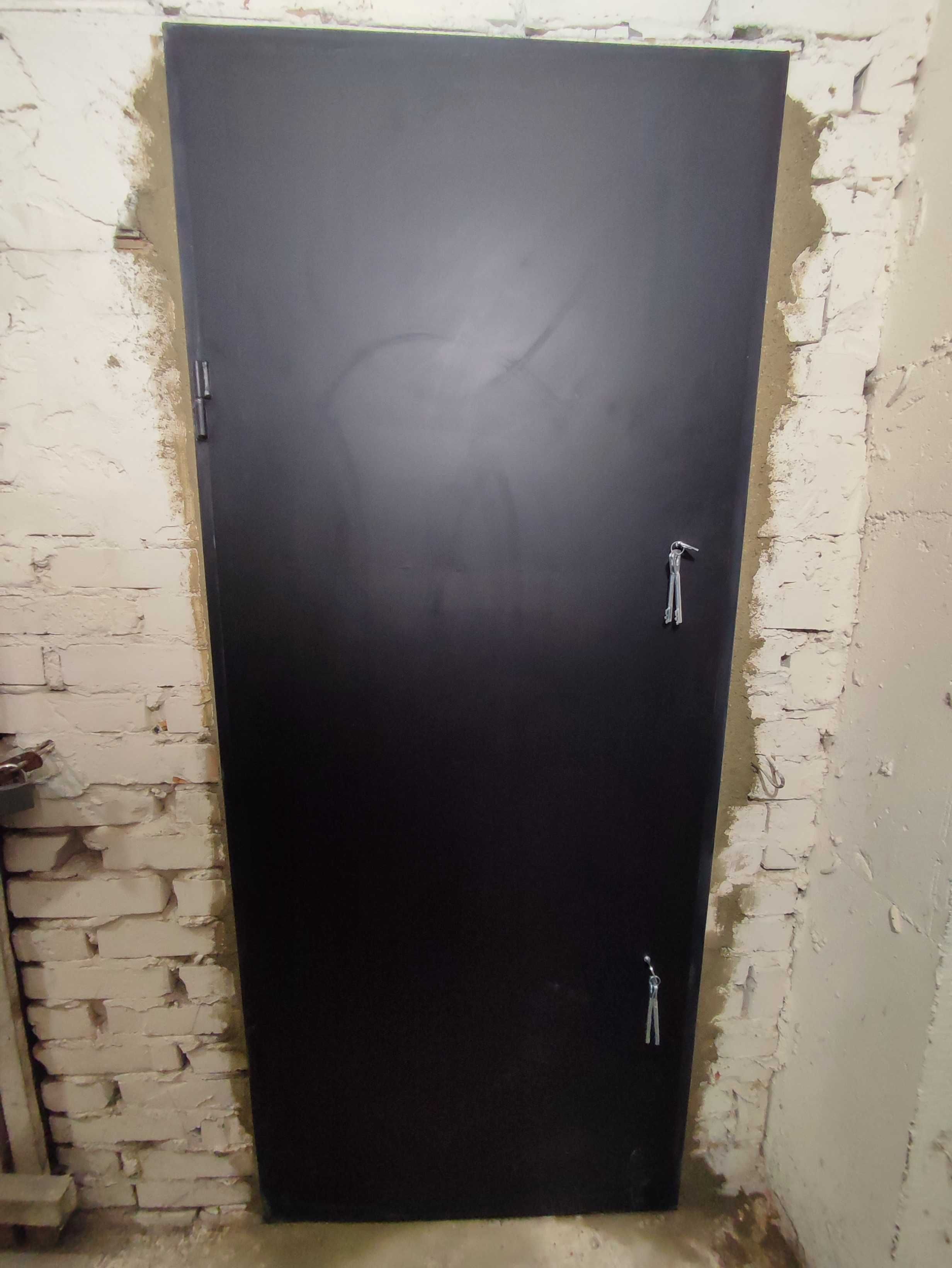 Drzwi metalowe do piwnicy schowka domku spawane do wymiaru 100x200