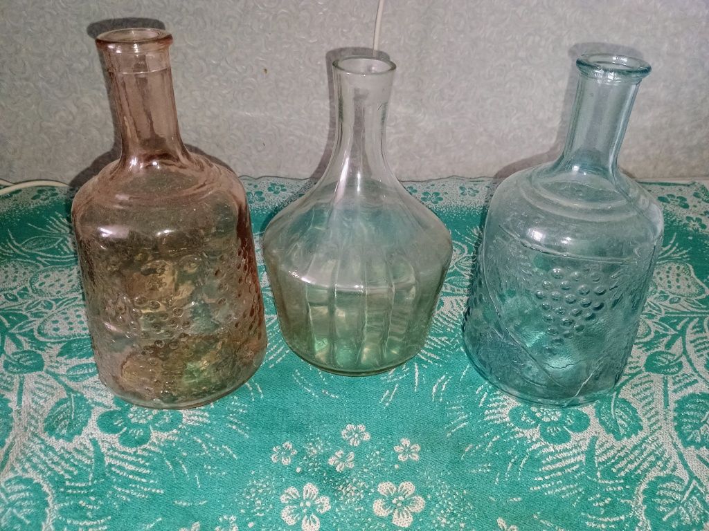 Продам (вази, графін, баняки, бутиль скляний,.)