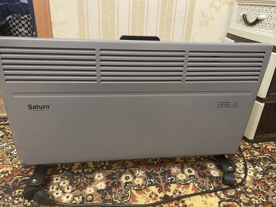 Продаю обогреватель Saturn ST- HT 8666