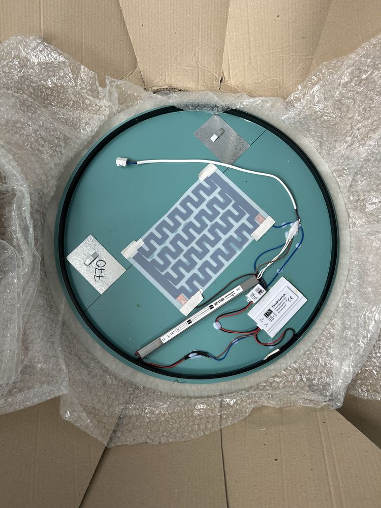 Дзеркало TORINA з LED-підсвіткою 60х60 + сенсорне керування + підігрів