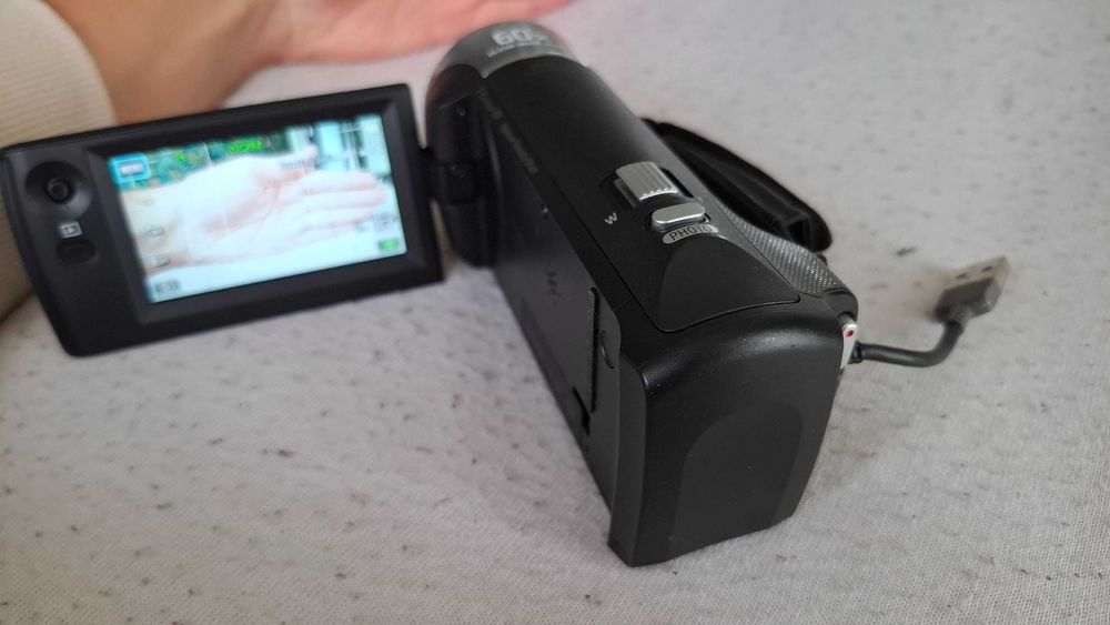 kamera handycam SONY HDR-CX405 jak nowa