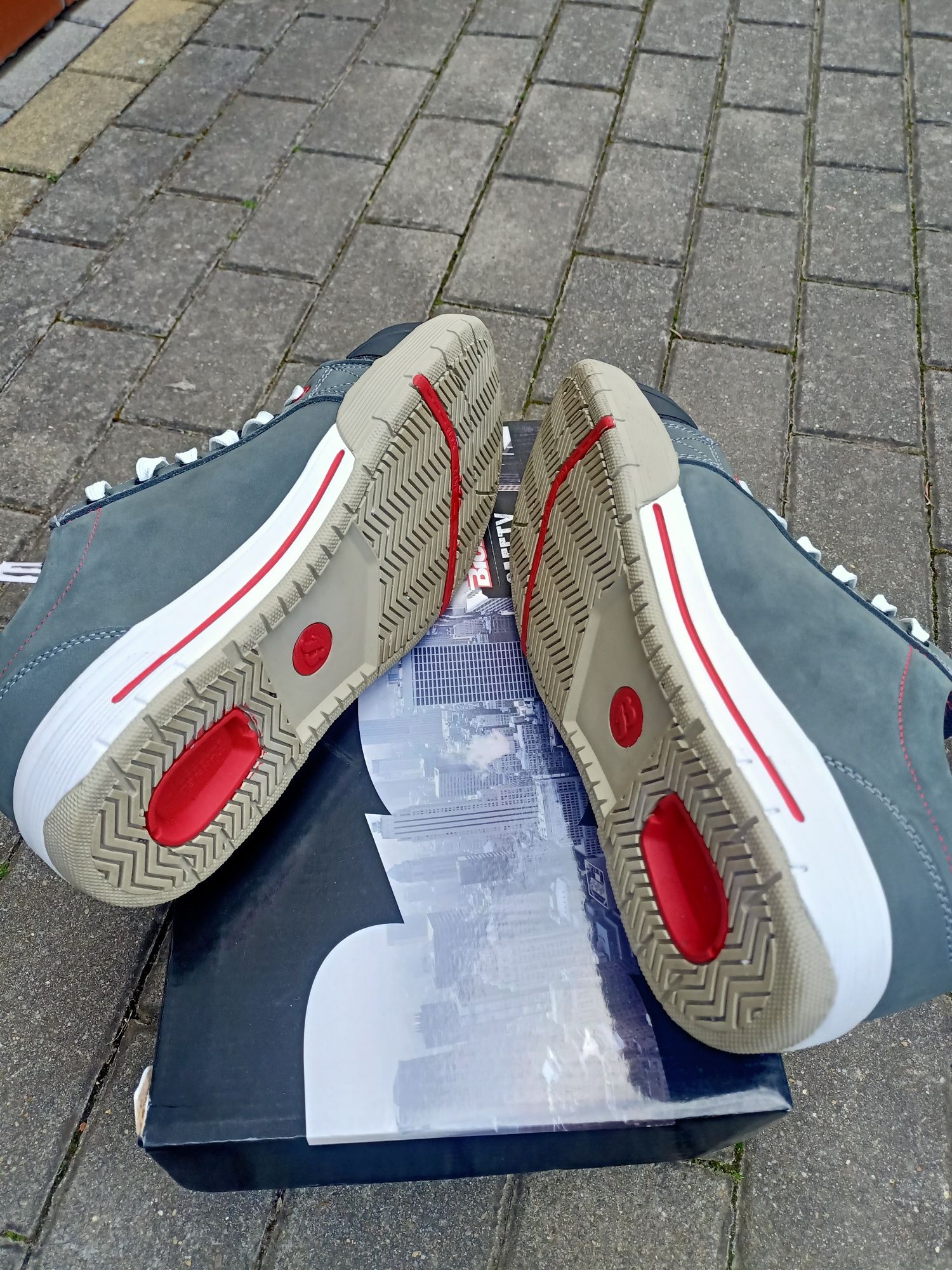 Buty robocze Bickz 43 numer. Nowe.