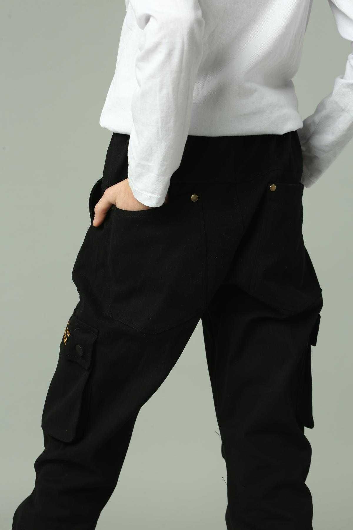Дитячі штани Карго для хлопчика підлітка чорні з стильним модним напис