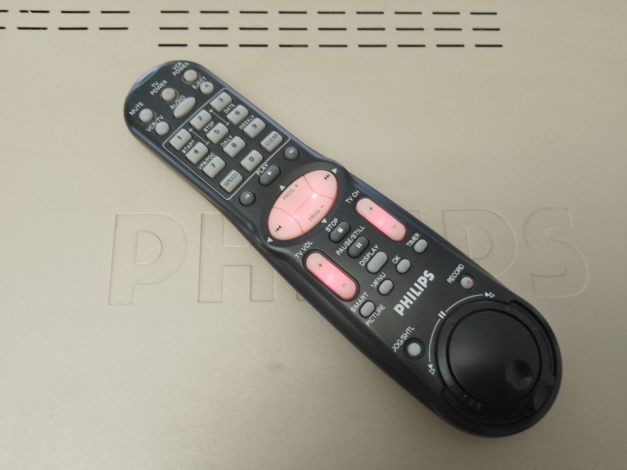 Видеомагнитофон Super VHS PHILIPS VR 1500