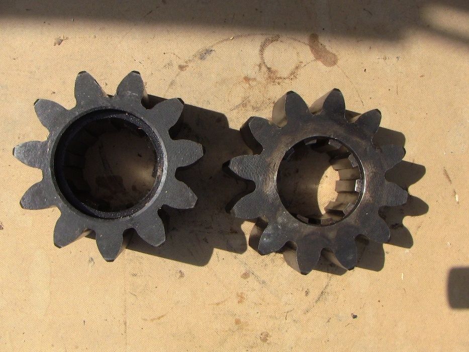 Шестерни экскаватора Z - 11, m - 12; Z - 12, m - 12