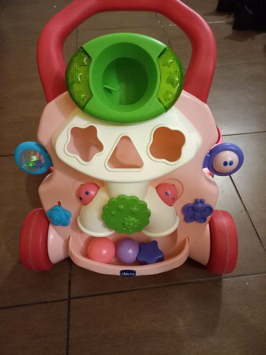 Pchacz chicco kolor różowy