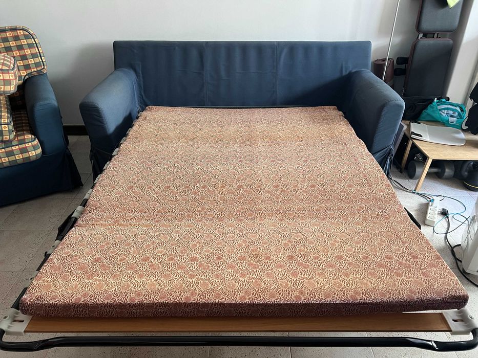 Sofá cama de 3 lugares + cadeirão