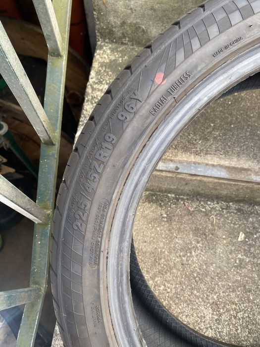 2 pneus 225/45 r19