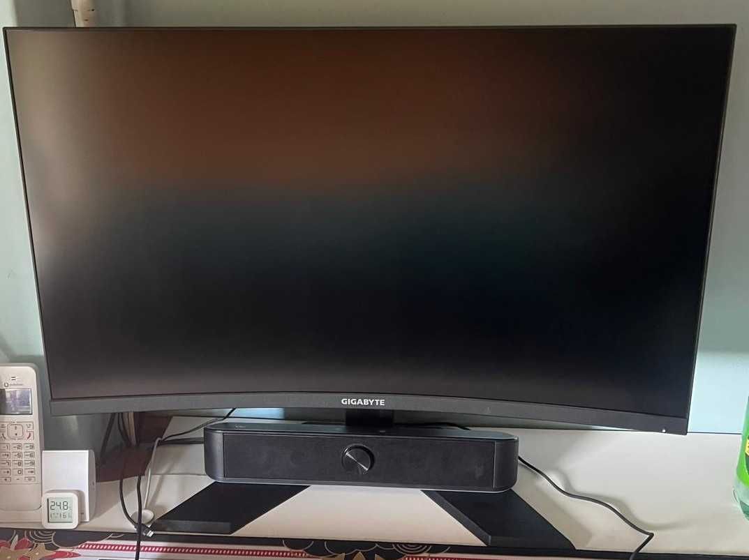 Monitor GIGABYTE G32QC A - LCD 32 Polegadas