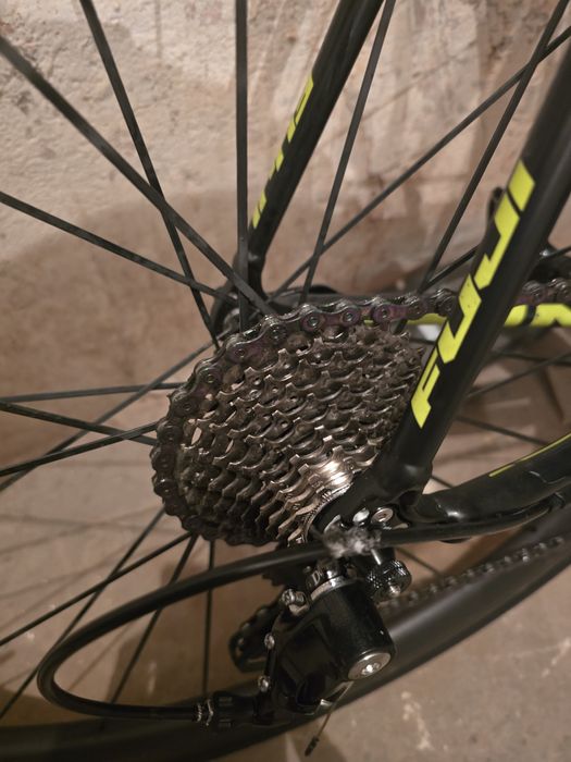 Fuji roubaix 61 XXL rower szosowy, koła Csc shimano 105