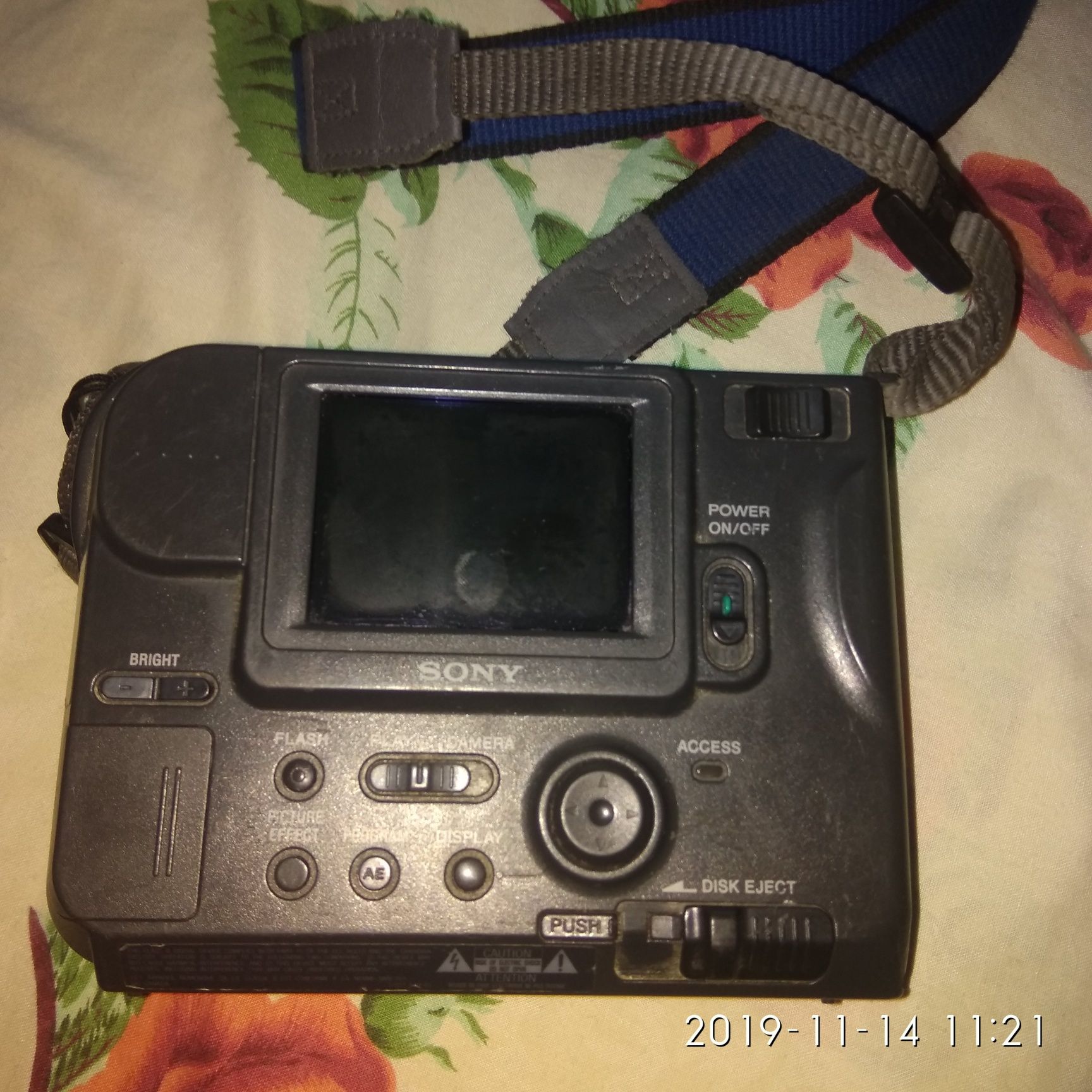 Фотоапарат Sony Digital Mavica MVC-FD73, Canon,Casio,