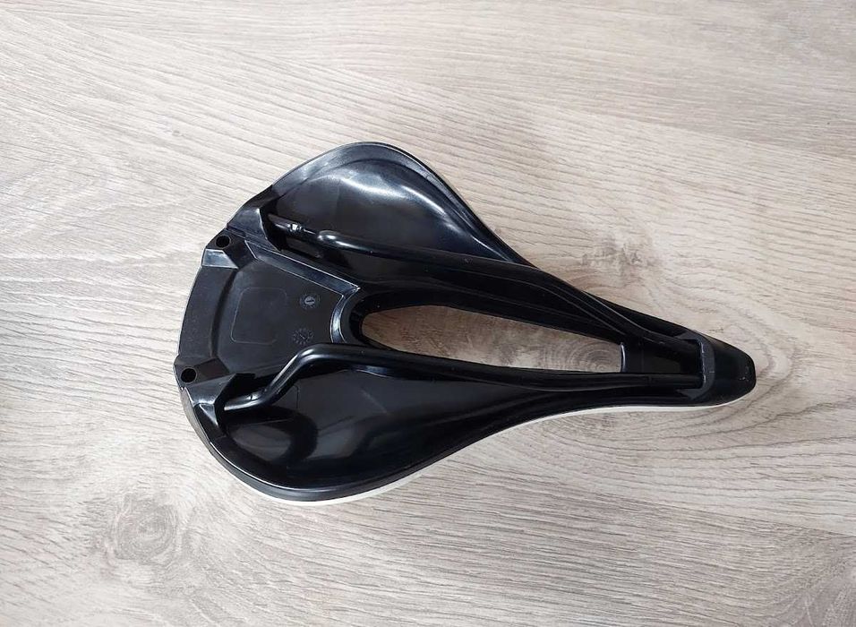 Седло Specialized power