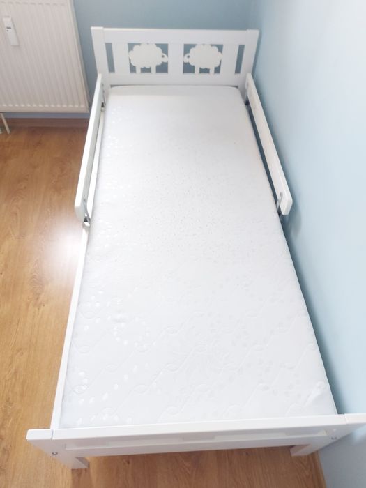 Łóżko Ikea z materacem 70x160.