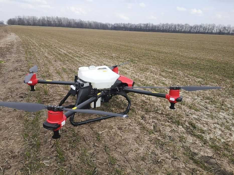 Агро дрон, дрон обприскувач ,  XAG XP2020, Внесення ЗЗР дроном.