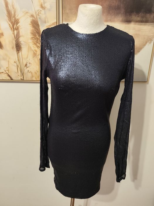 Sukienka cekinowa Rebecca Stella dark blue z odkrytymi plecami, r. S