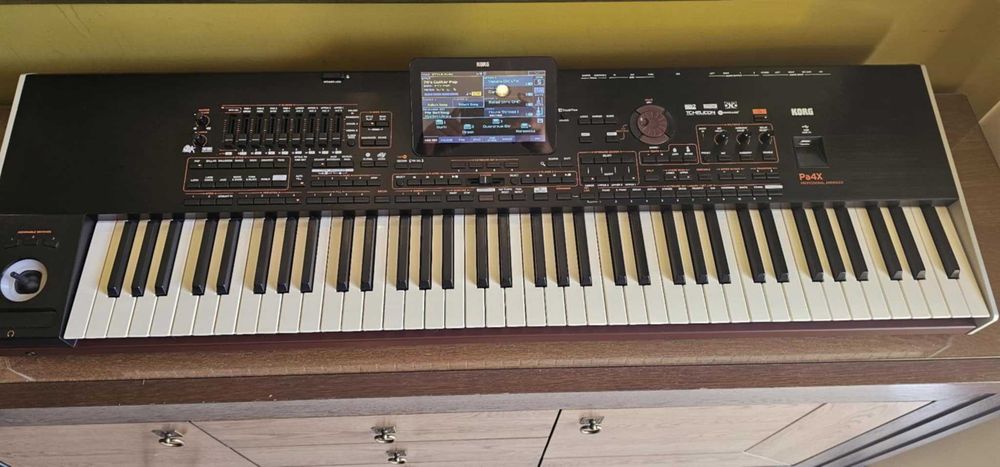 Sprzedam Korg pa 4
