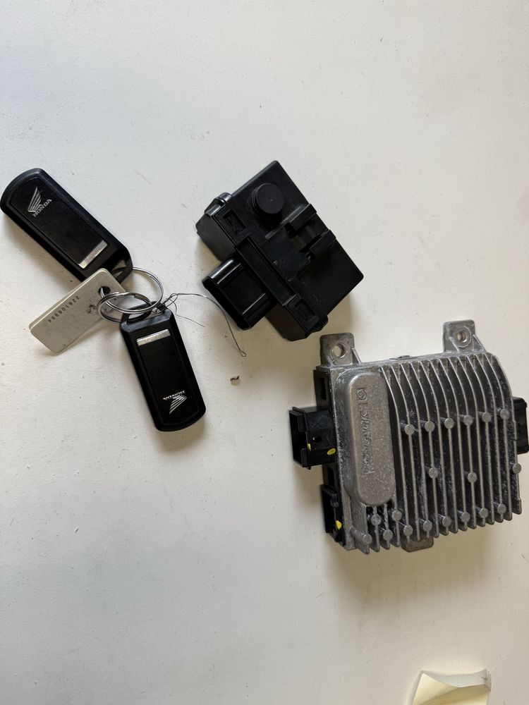 Zestaw smart key kluczyk modul honda forza 125