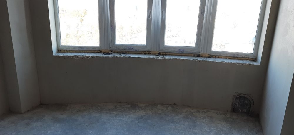 Машинна штукатурка. Стяжка підлоги.