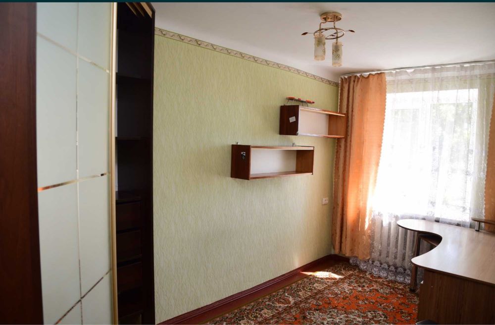 Продам 2х кімн кв Перемоги