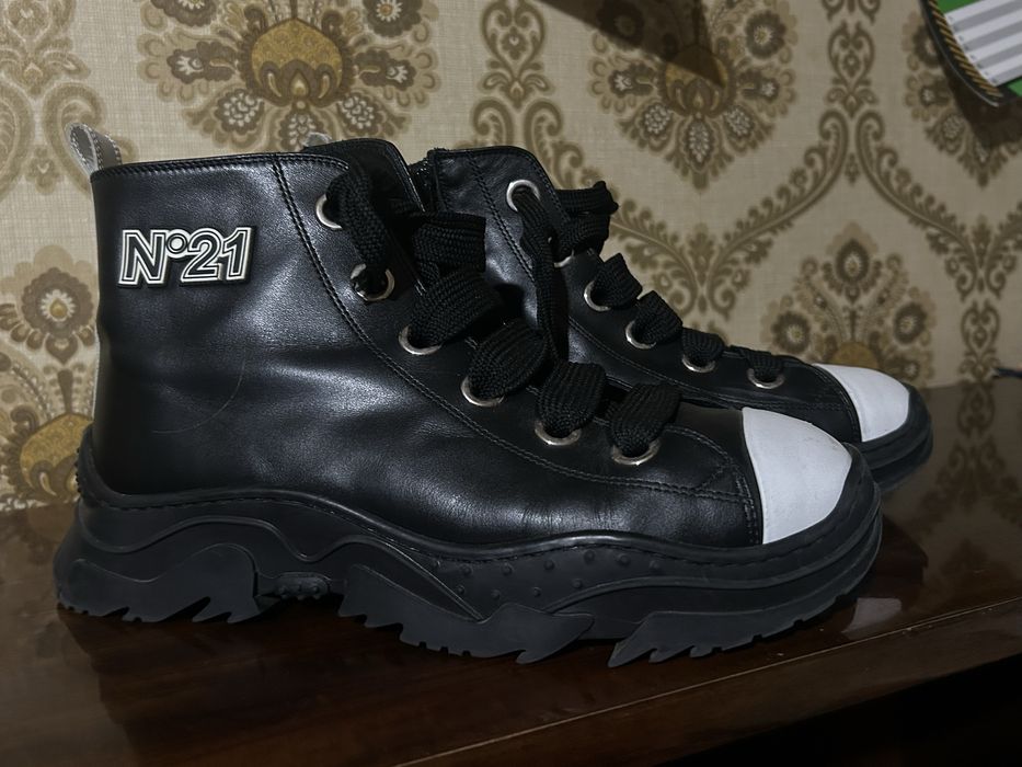 Щкіряні напів ботінки