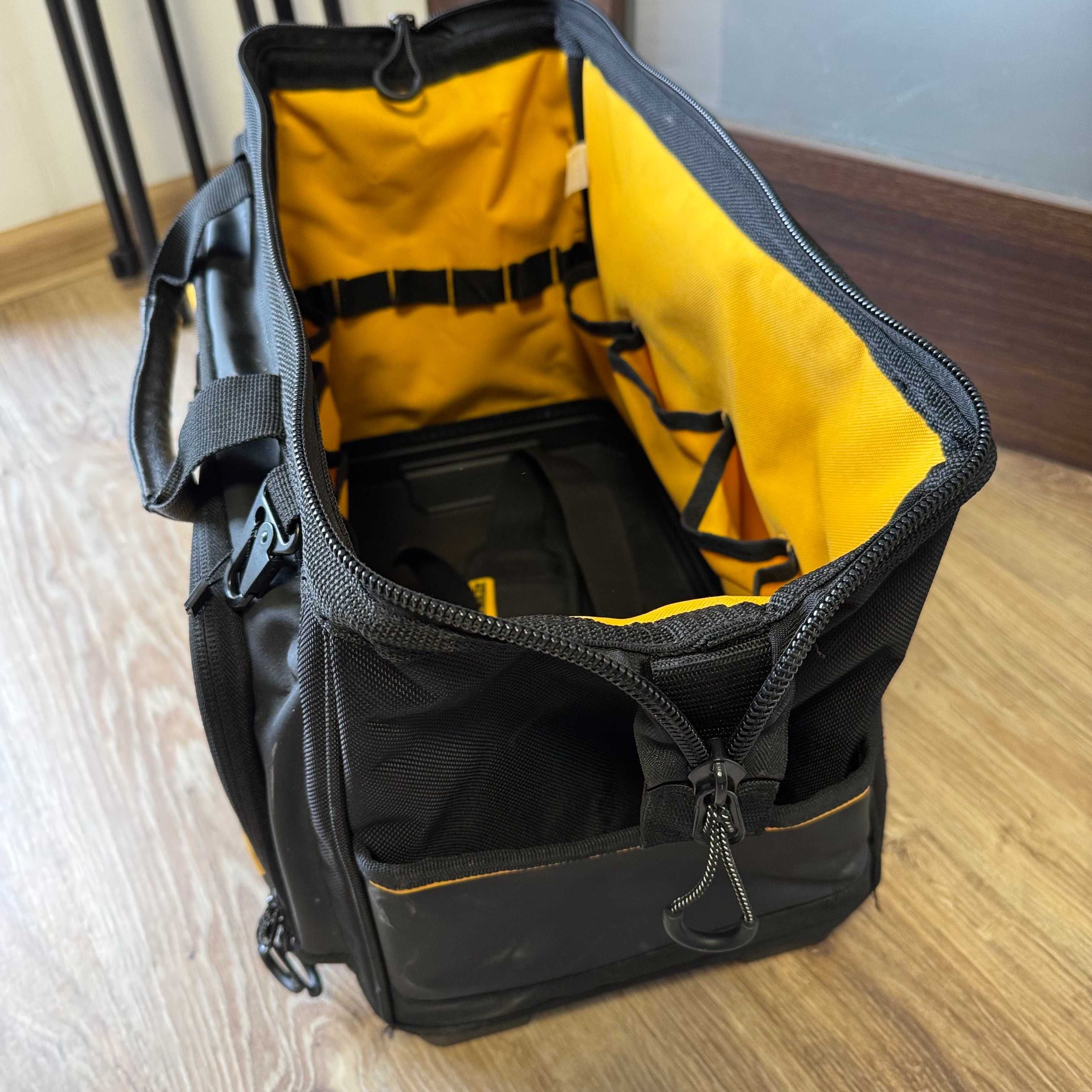 Torba 20' na narzędzia z 33 kieszeniami SoftStorage DeWalt DWST60104-1