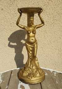 Figura świecznik kobieta z tacą, żeliwo.