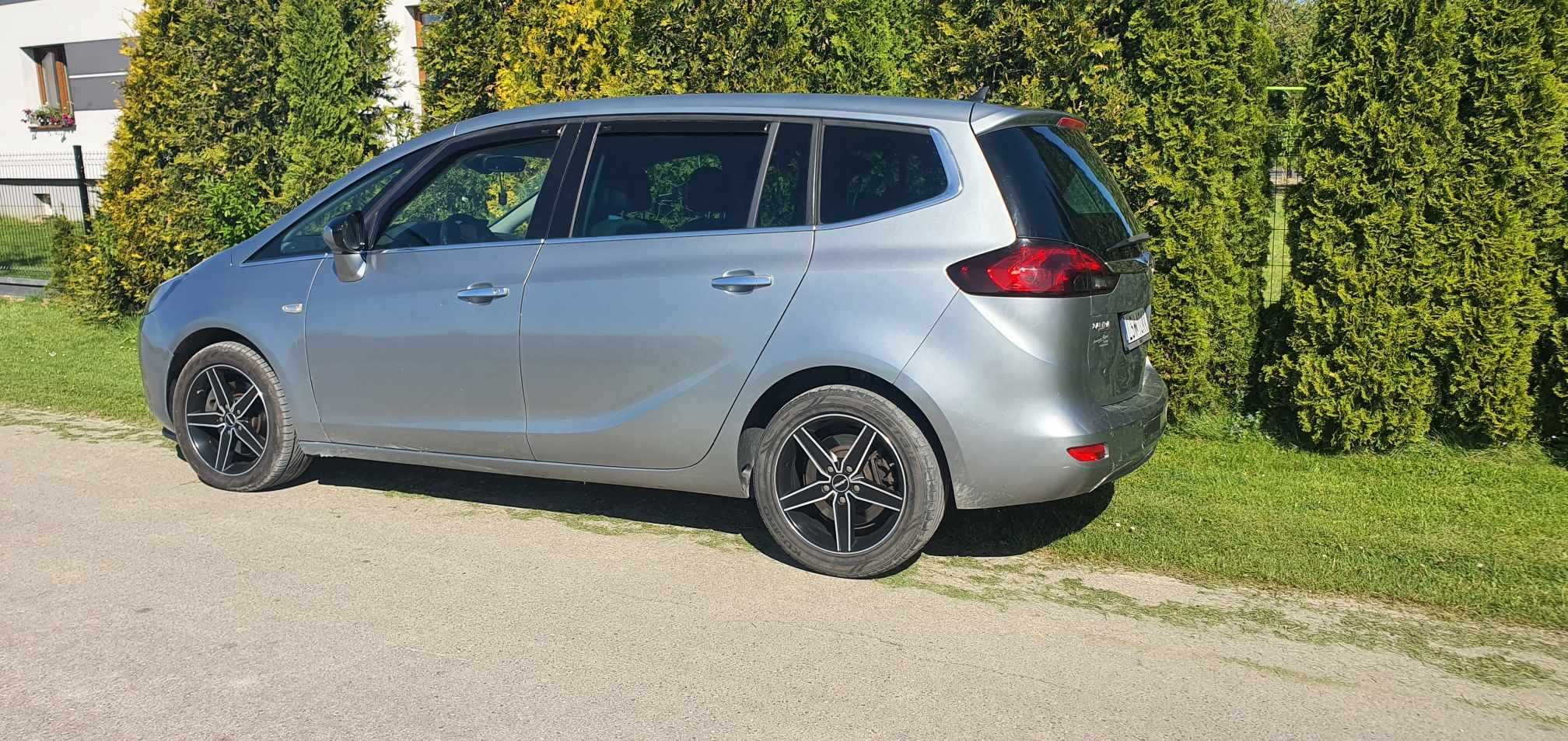 Sprzedam Opel Zafira C Tourer