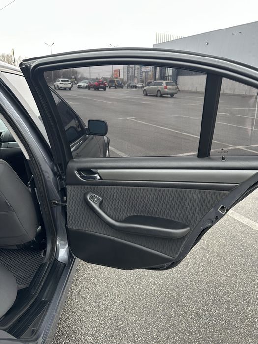 Продам БМВ-Е46 1.9 бензин