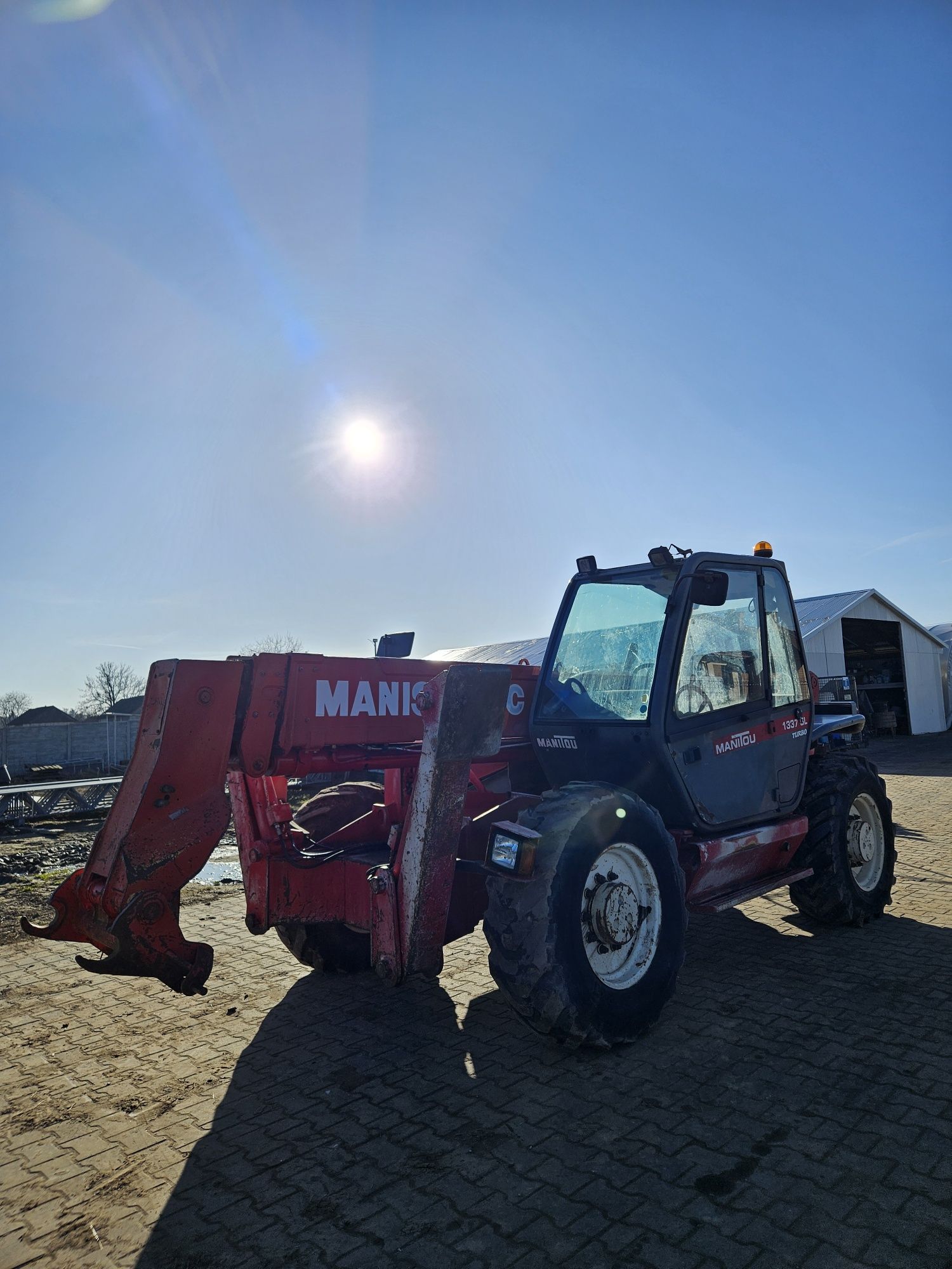 Ładowarka teleskopowa Manitou 1337 SL