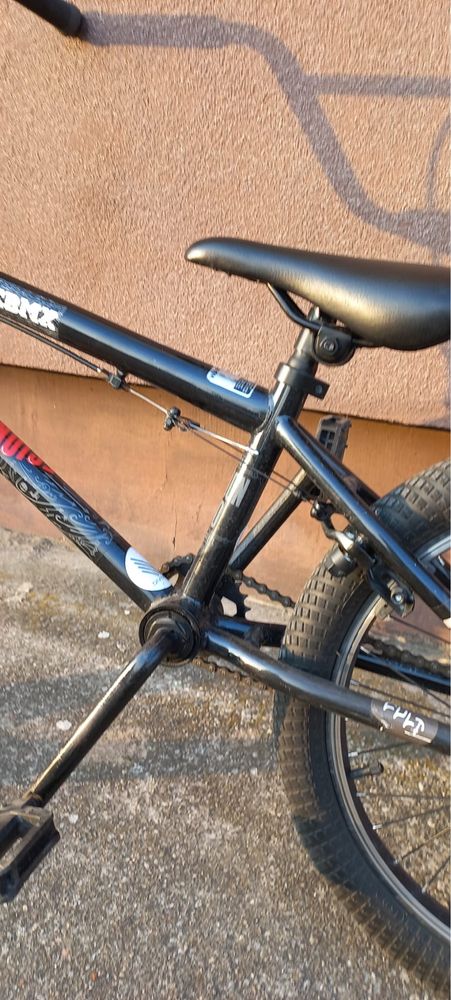 BMX Mongoose Legion L10