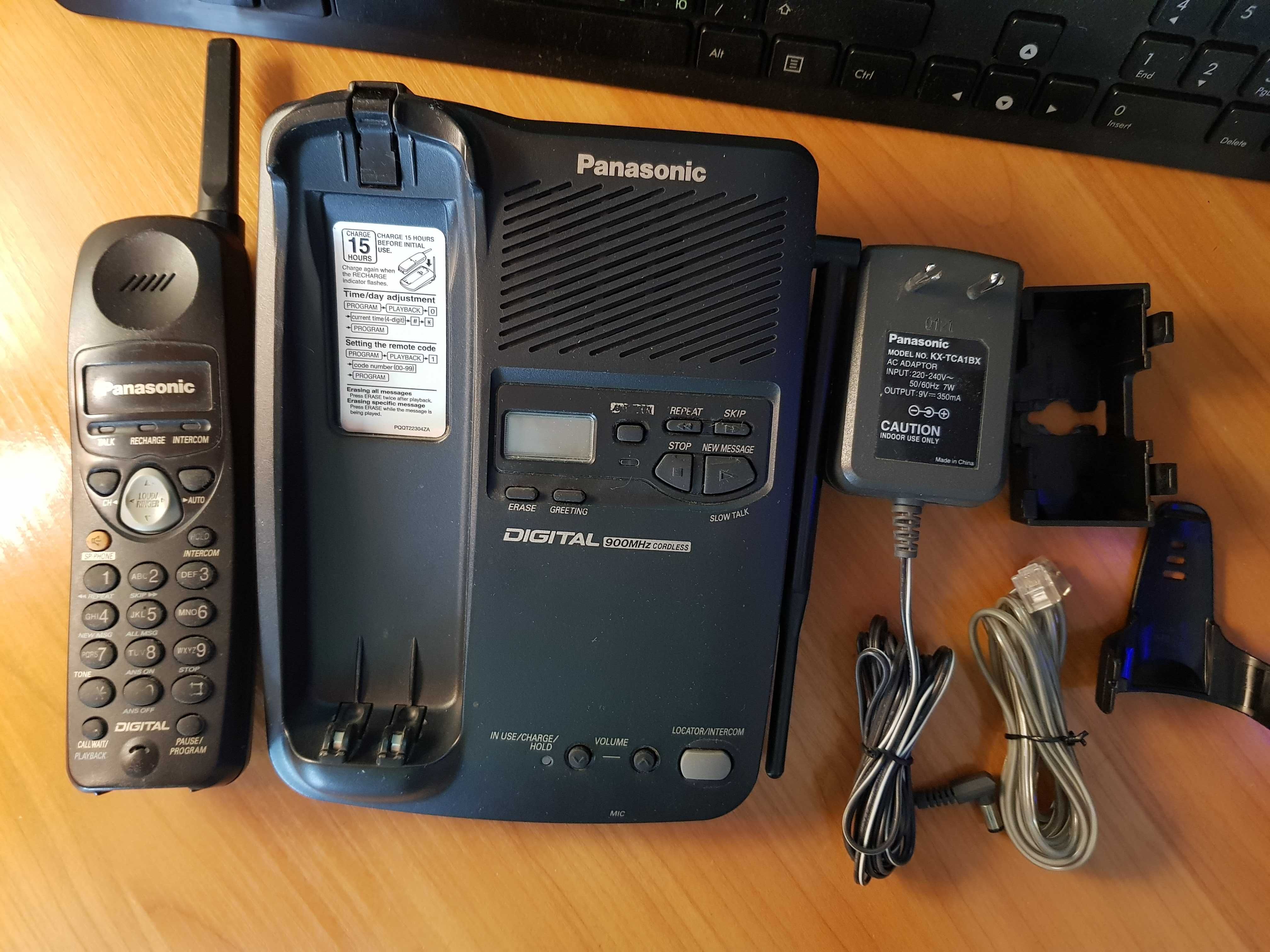 Радиотелефон с цифровым автоответчиком Panasonic KX-TC1503XB