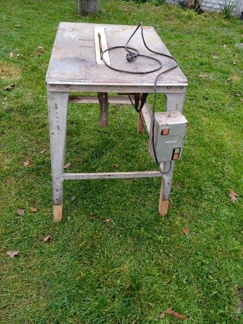 Krajzega piła do drewna niemiecka 230V