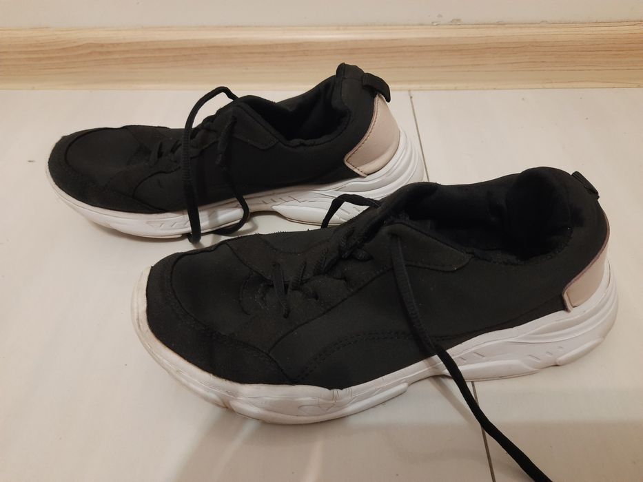 OKAZJA Buty Sportowe Adidasy 36 Dziewczynka
