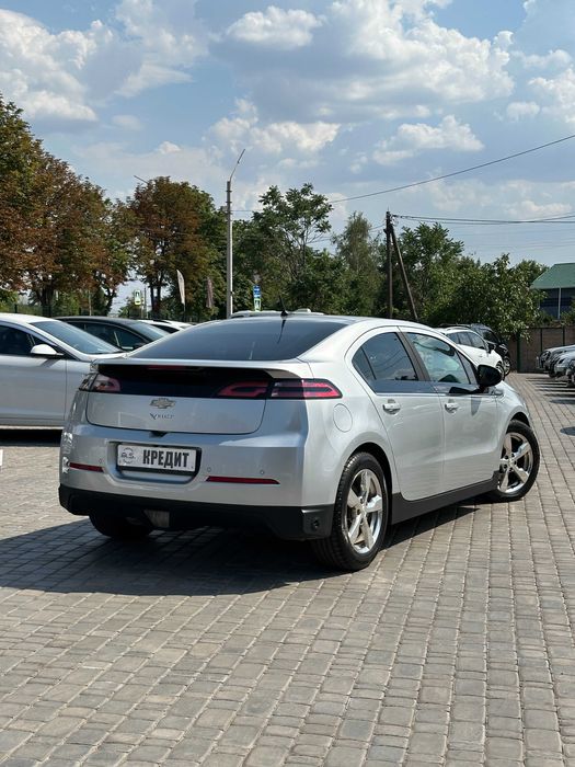 Продам  Chevrolet Volt 2012 рік можлива розстрочка,кредит,обмін!