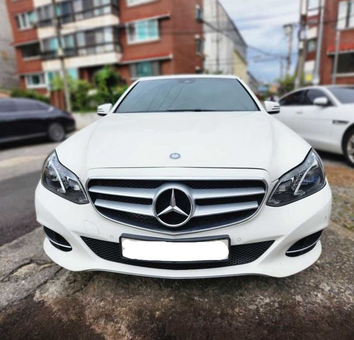 Mercedes-Benz E-Class E220 BlueTEC Avantgarde