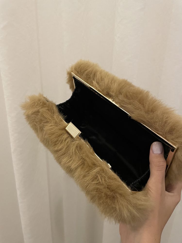 Mala clutch fake fur