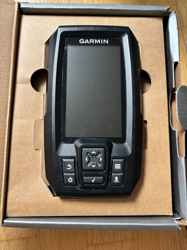 Echosonda Garmin Striker Plus 4