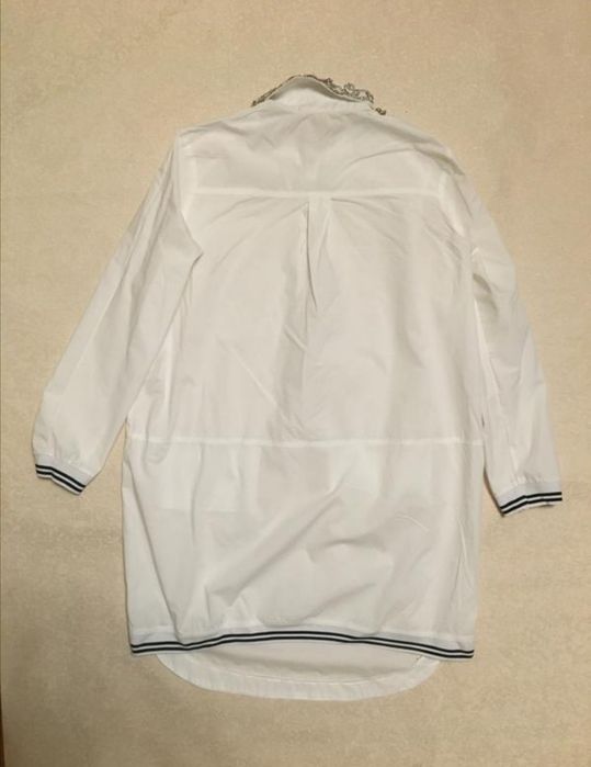 Брендова подовжена сорочка блузка