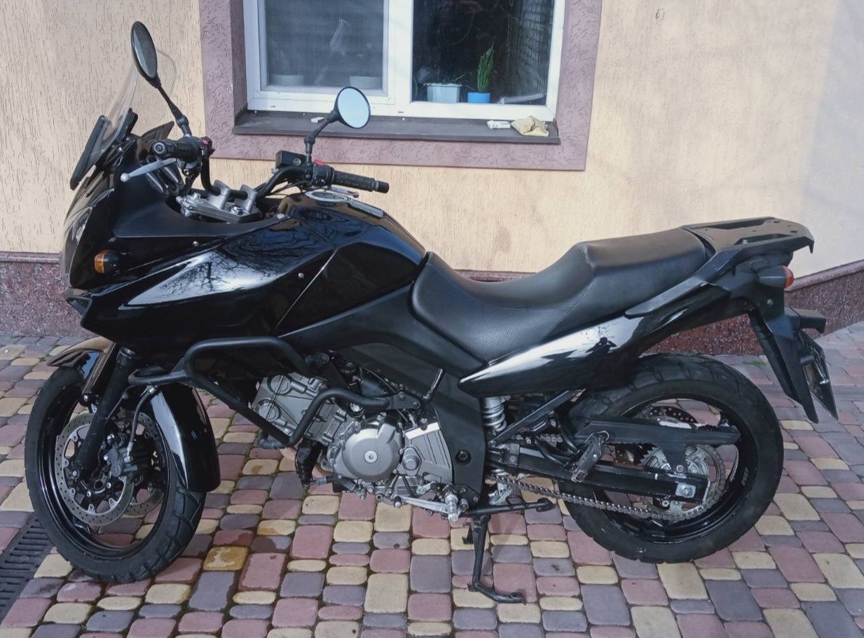 Мотоцикли Suzuki V-strom dl 650