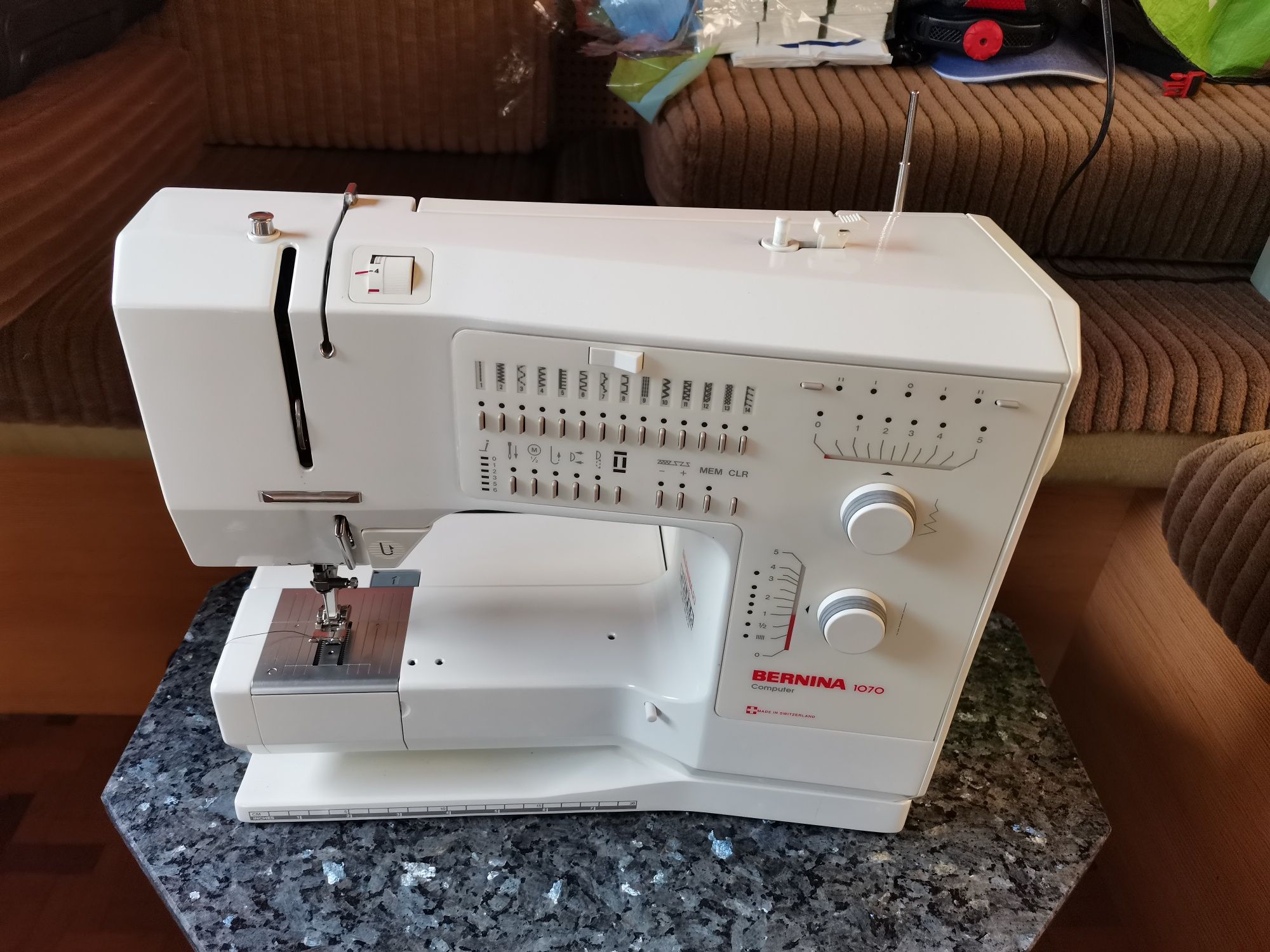 Maszyna do szycia BERNINA 1070 Computer
