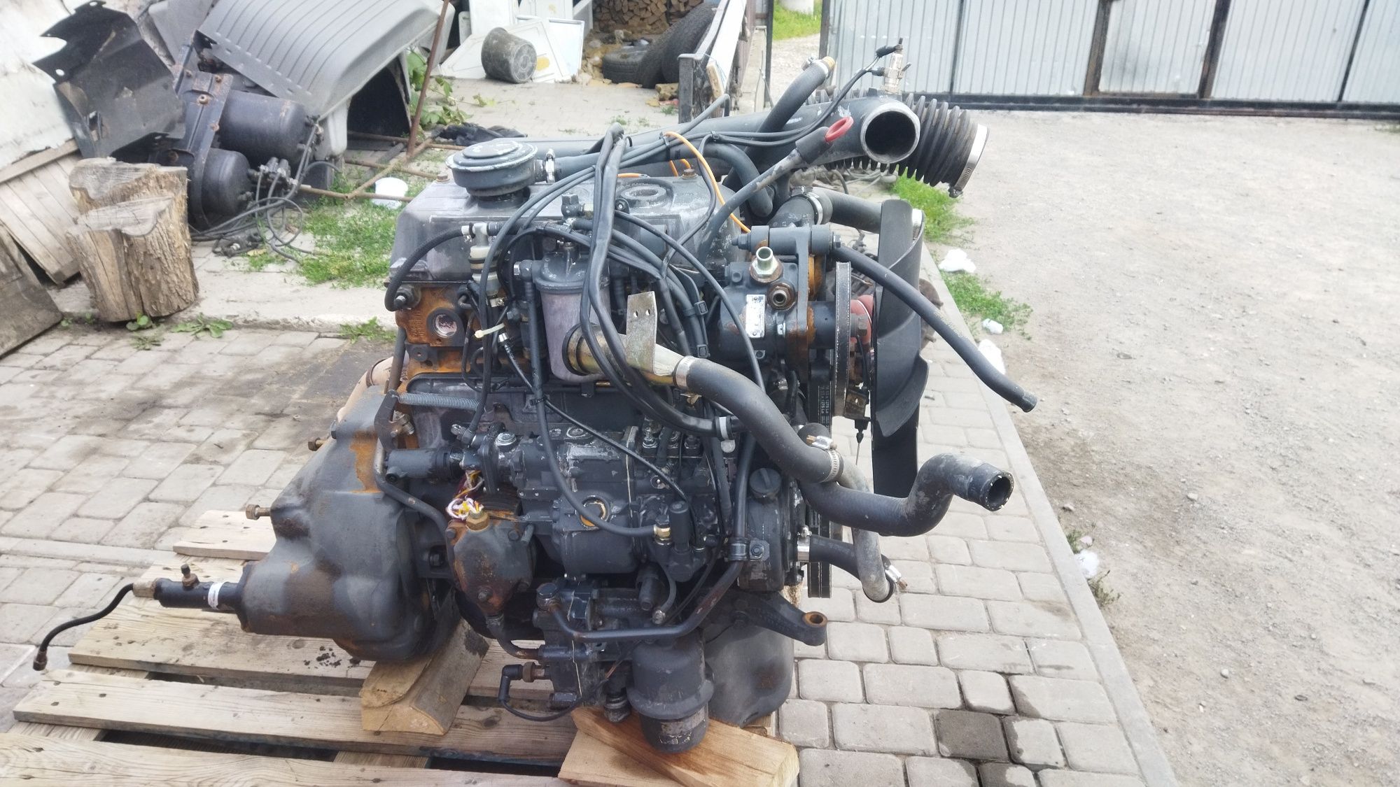 Продам запчастини до Mercedes Benz Vario
