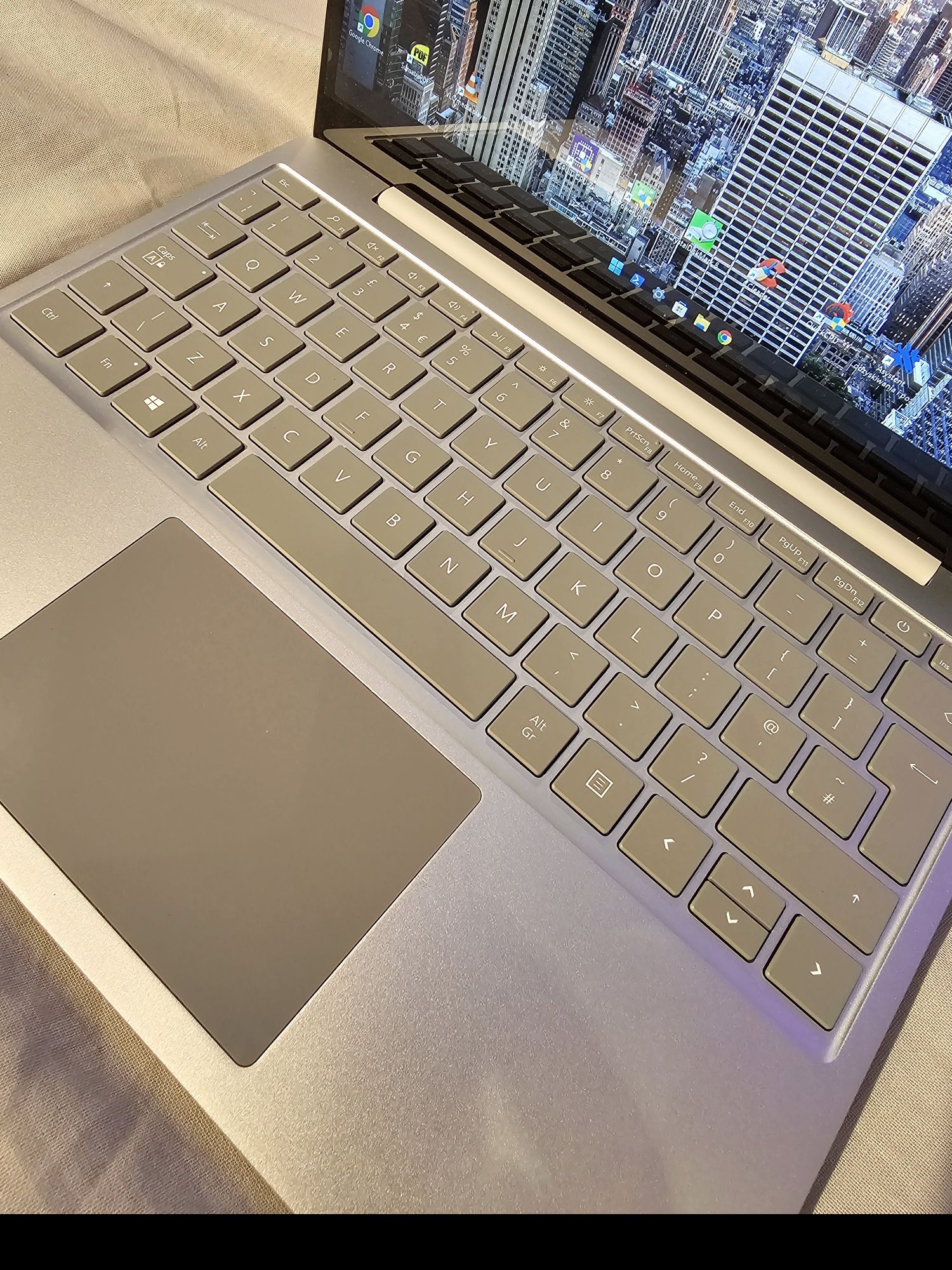 Microsoft Surface Go laptop i5-10 gen. 2023 Windows 10 / 11 Pro