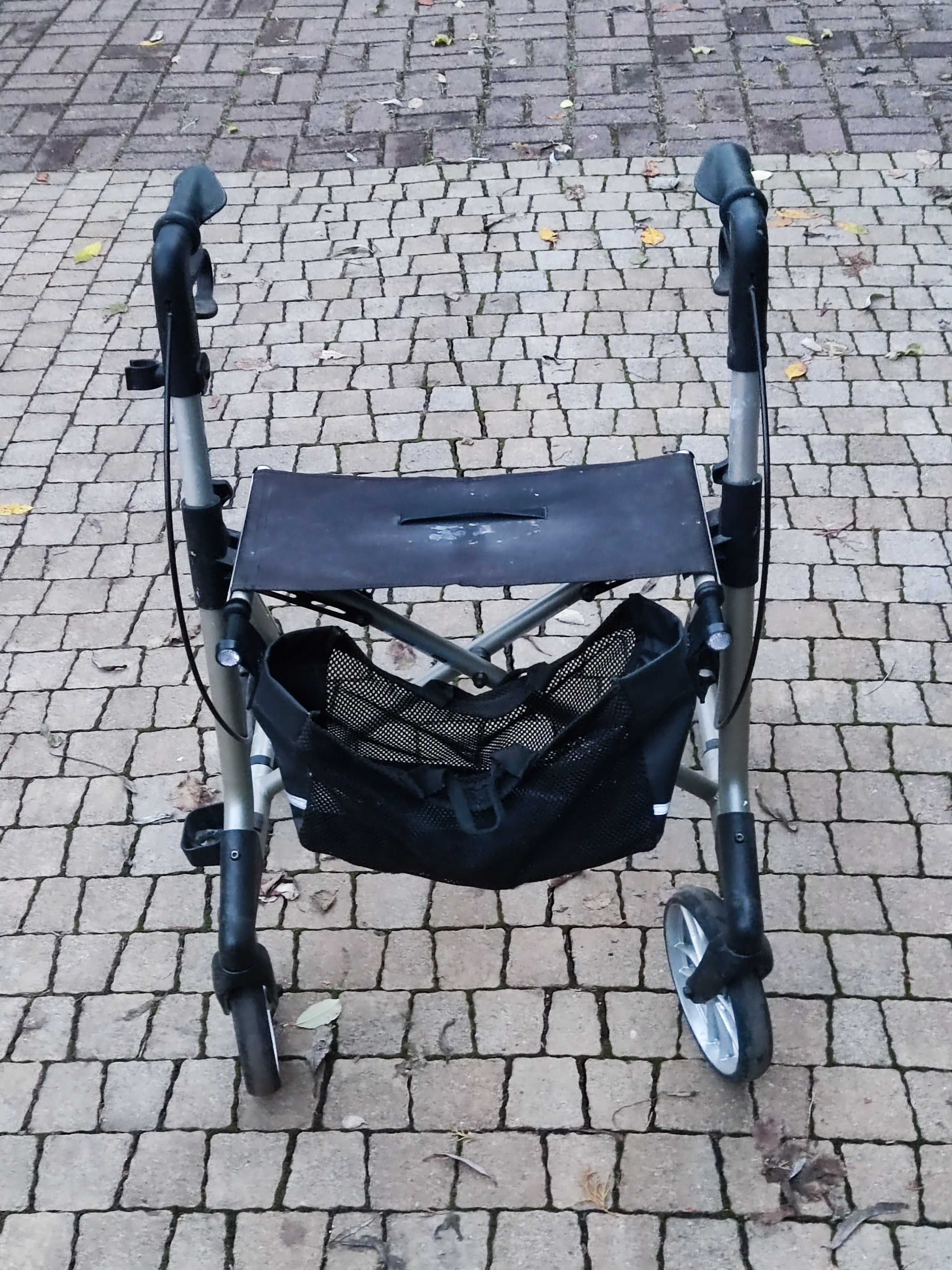 Chodzik, balkonik, rollator