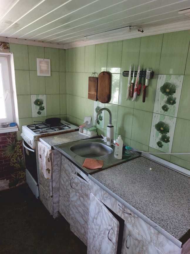 охайний будинок у місті