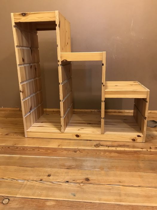 Trofast Regał z pojemnikami