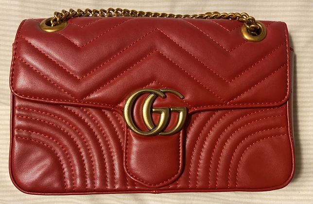 Mala estilo Gucci GG Marmont small matelassé shoulder bag