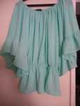 Blusa verde agua com perolas