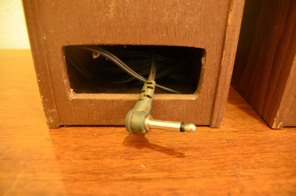 Colunas de Som Akai Jet Stream